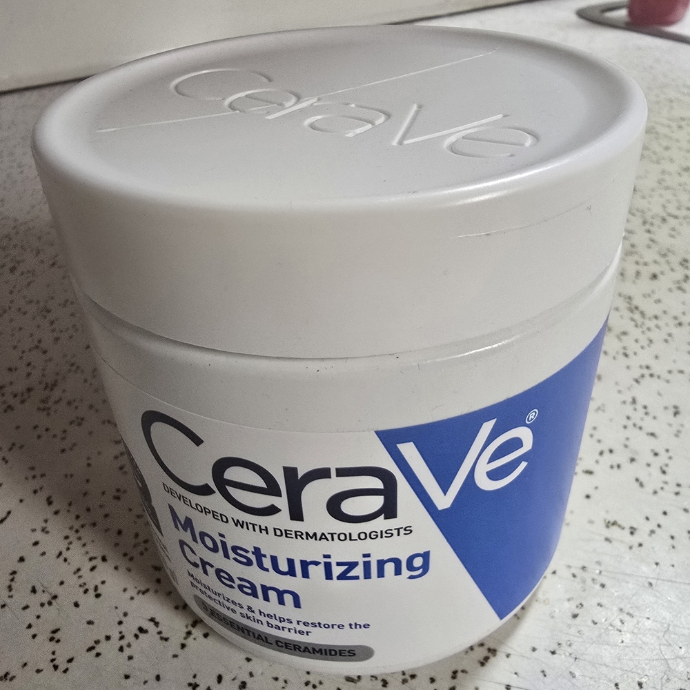 Cerave 16oz Moistutizing Cream, New! Unopened